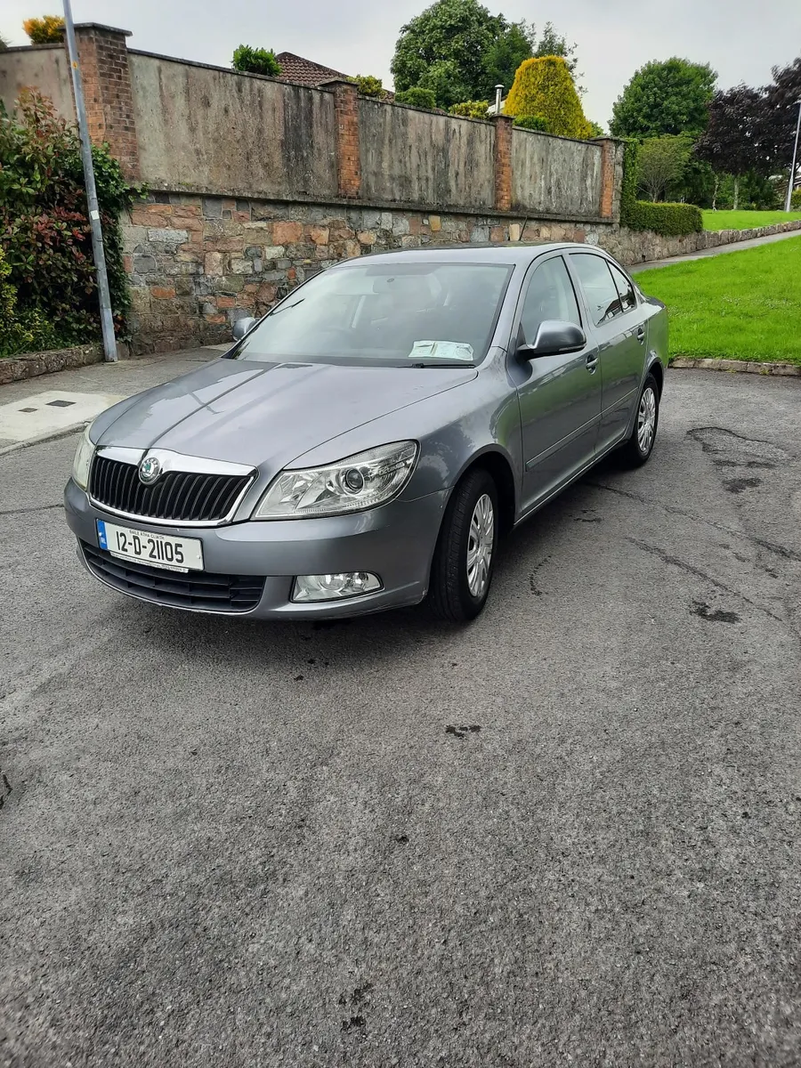 Skoda Octavia 2012 1.2 L petrol - Image 1