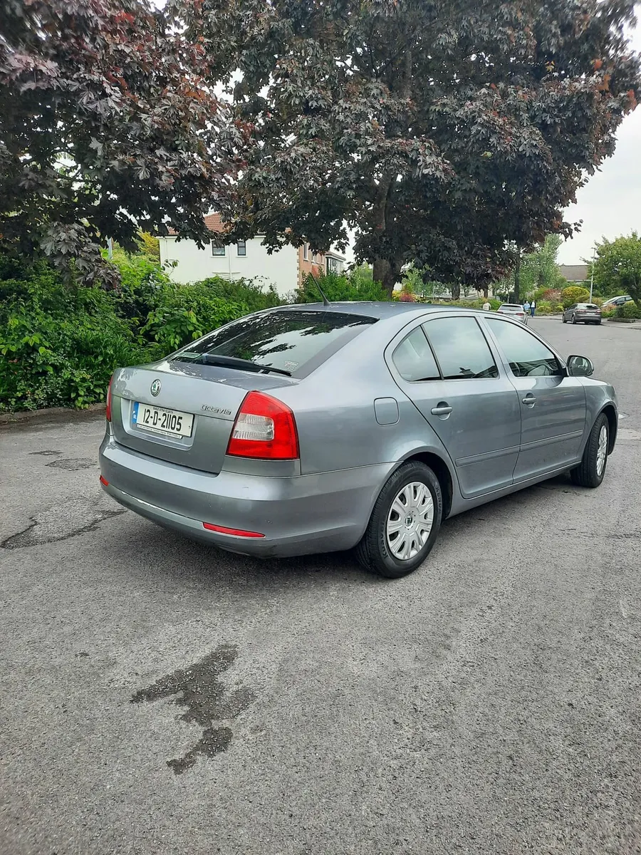 Skoda Octavia 2012 1.2 L petrol - Image 2