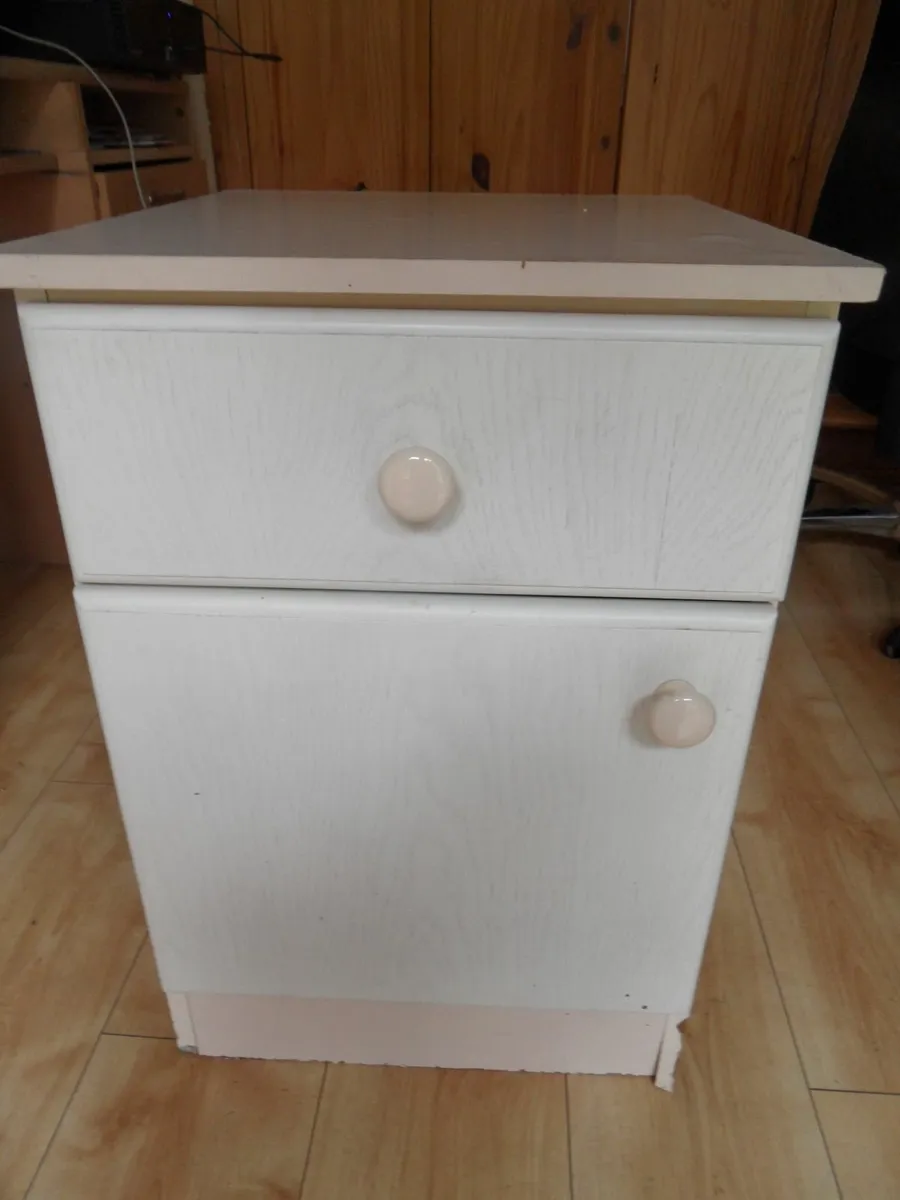 bedside locker - Image 1