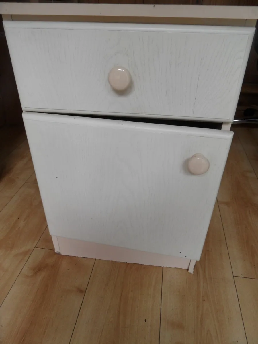 bedside locker - Image 3