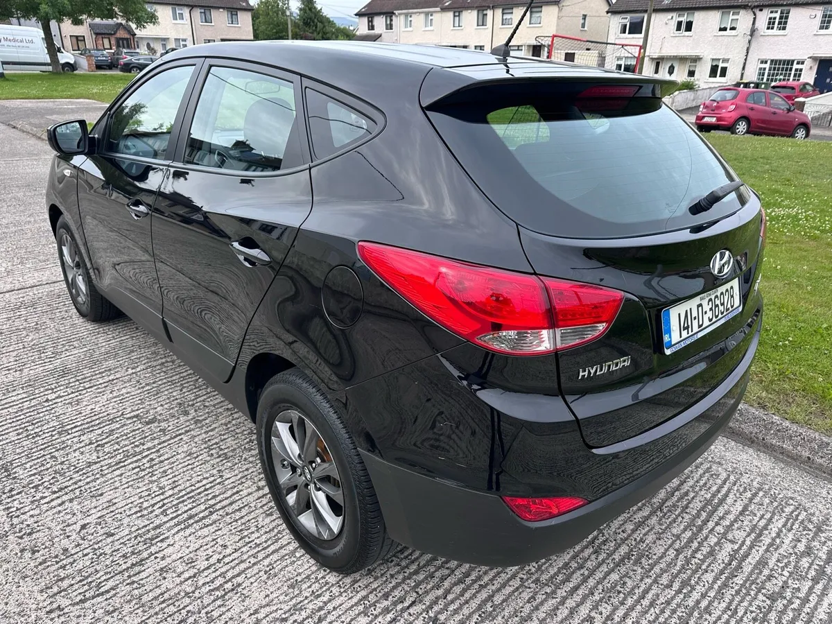 2014 Hyundai ix35 1.7 CRDI LOW MILES - Image 4