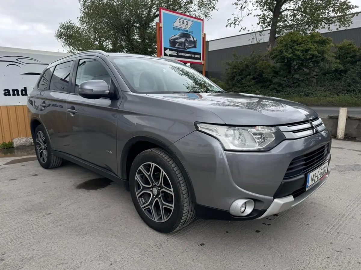 141 Mitsubishi Outlander 2.2 DI-D 4WD 7-Seater - Image 1