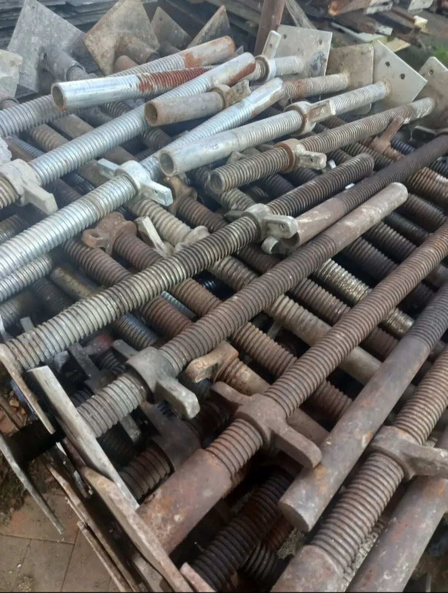 Scaffolding Hire and Erect - Image 4