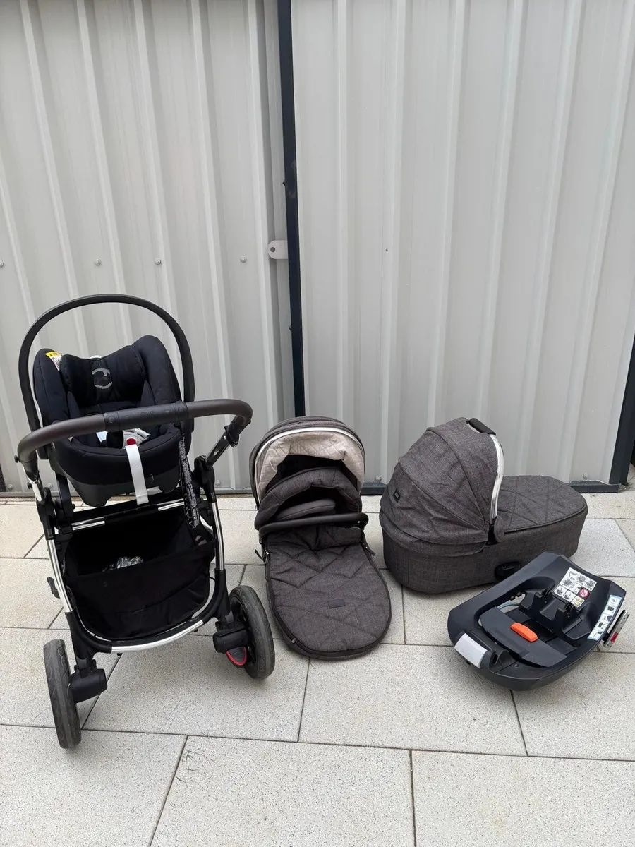 Ocarro travel system - Image 1