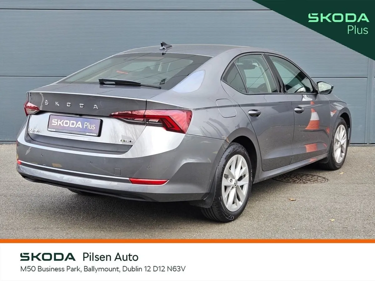 Skoda Octavia Ambition 1.0tsi 110HP - Image 3