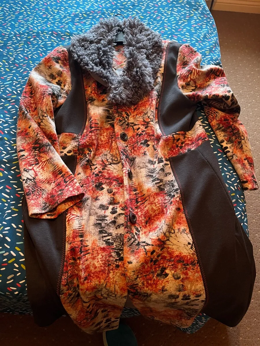 Woman’s clothes - Image 2
