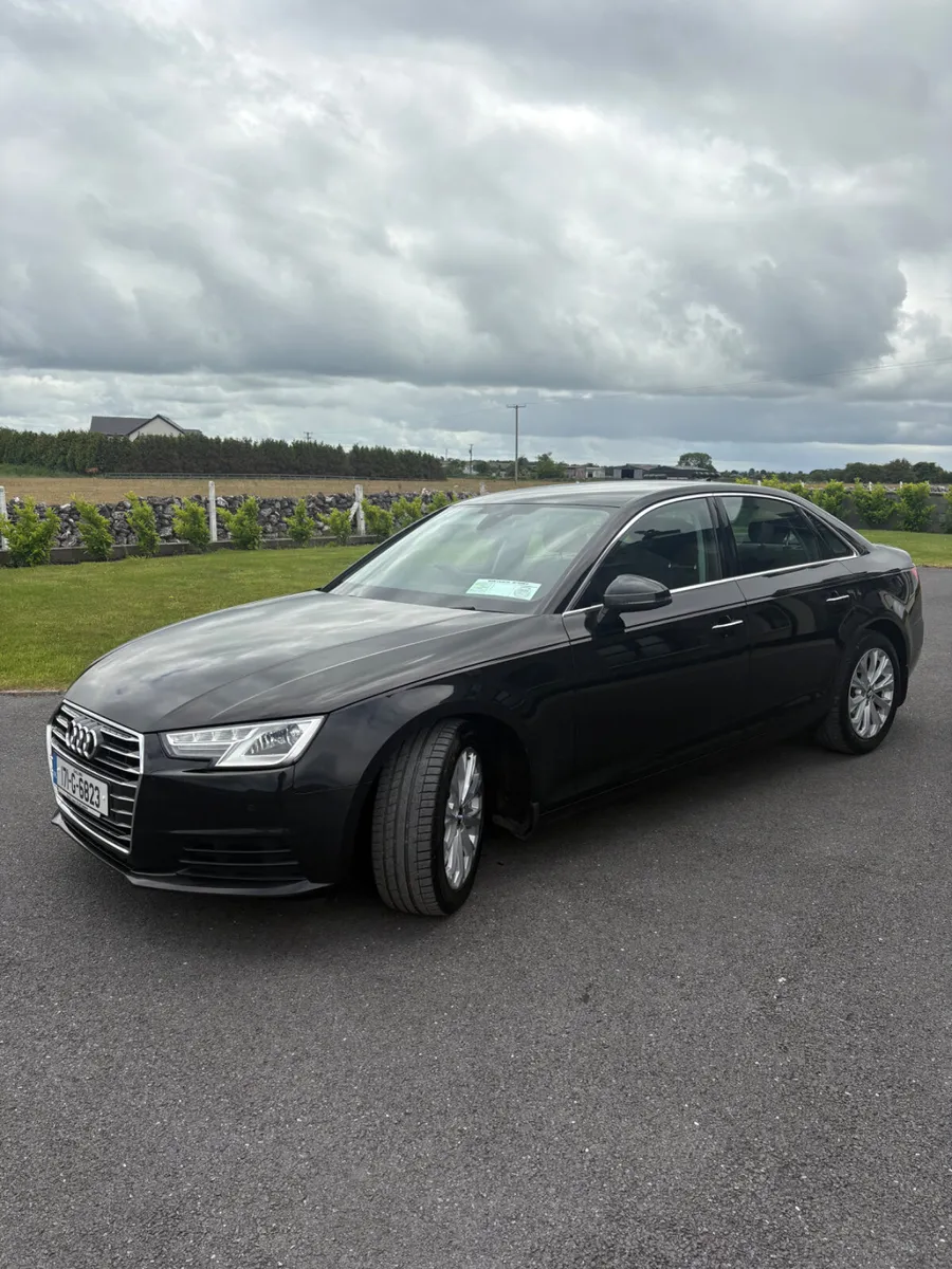 Audi A4 2017 - Image 2