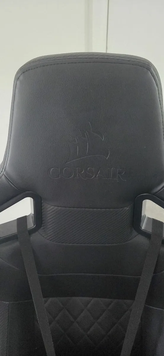 Corsair Gaming Chair - Image 2