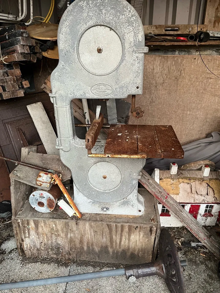 Vintage Beaver band saw - Image 1