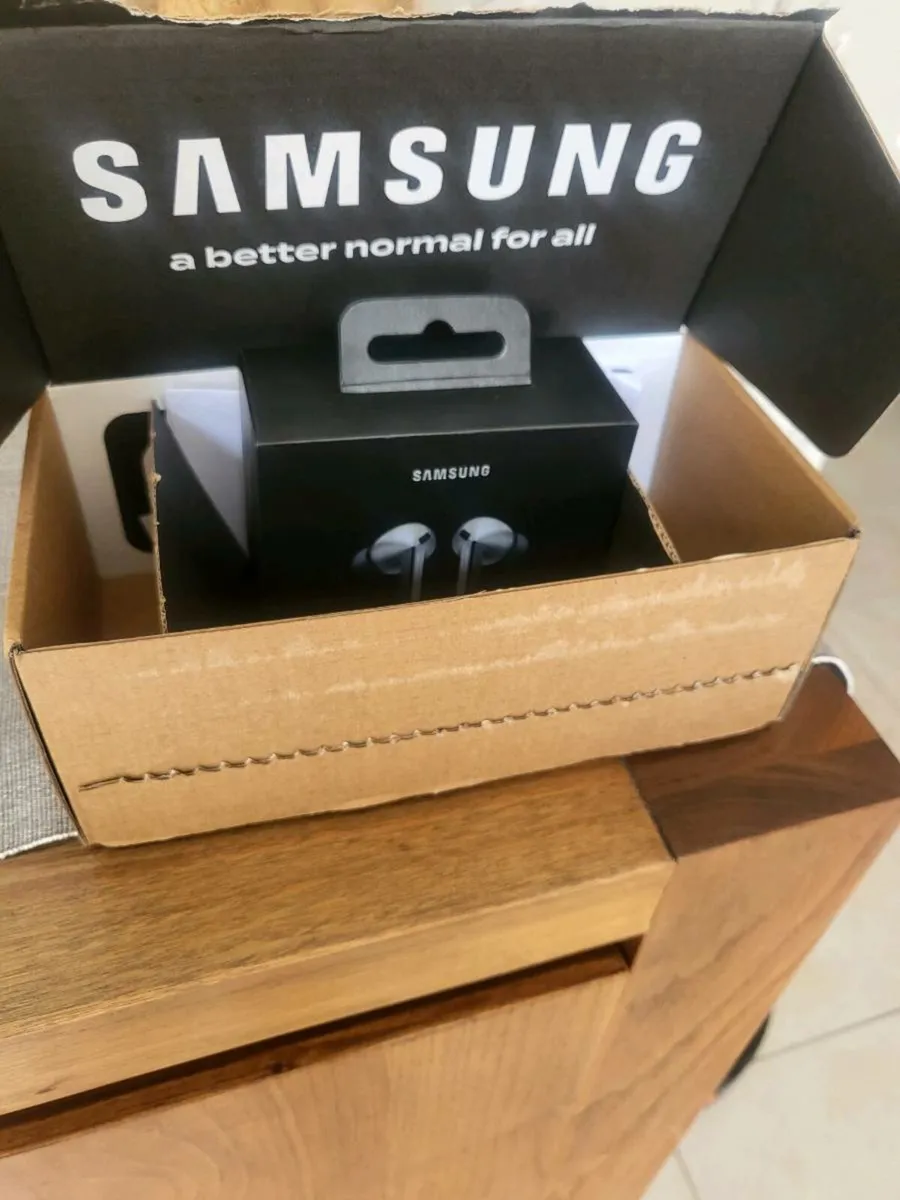 Samsung Galaxy Buds3 Pro - Image 3