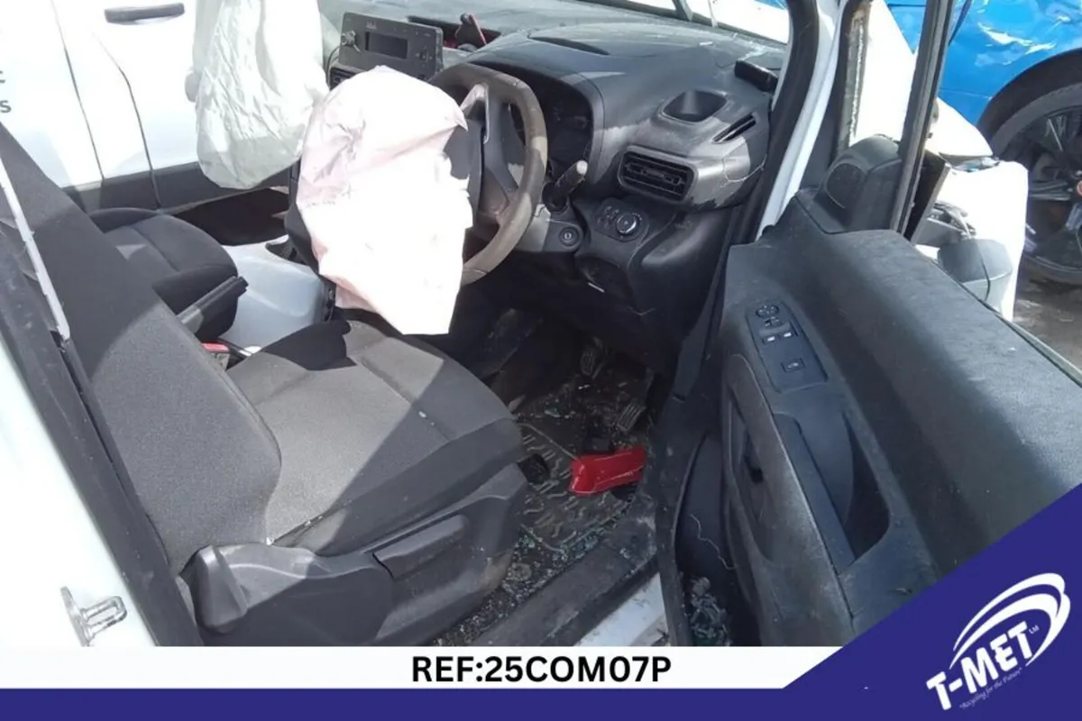 2019 VAUXHALL COMBO BREAKING FOR PARTS - Image 4