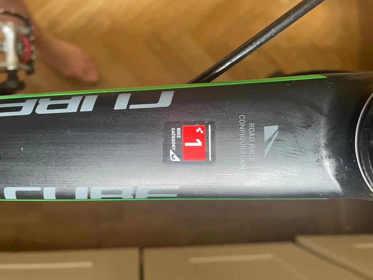 Cube Attain Road Bike - Image 2