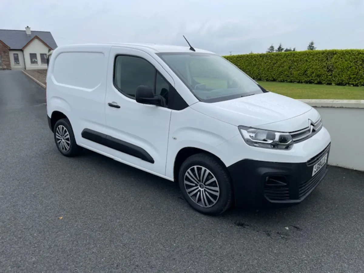 Citroen Berlingo 1.6 100ps Enterprise * €215 VRT * - Image 1