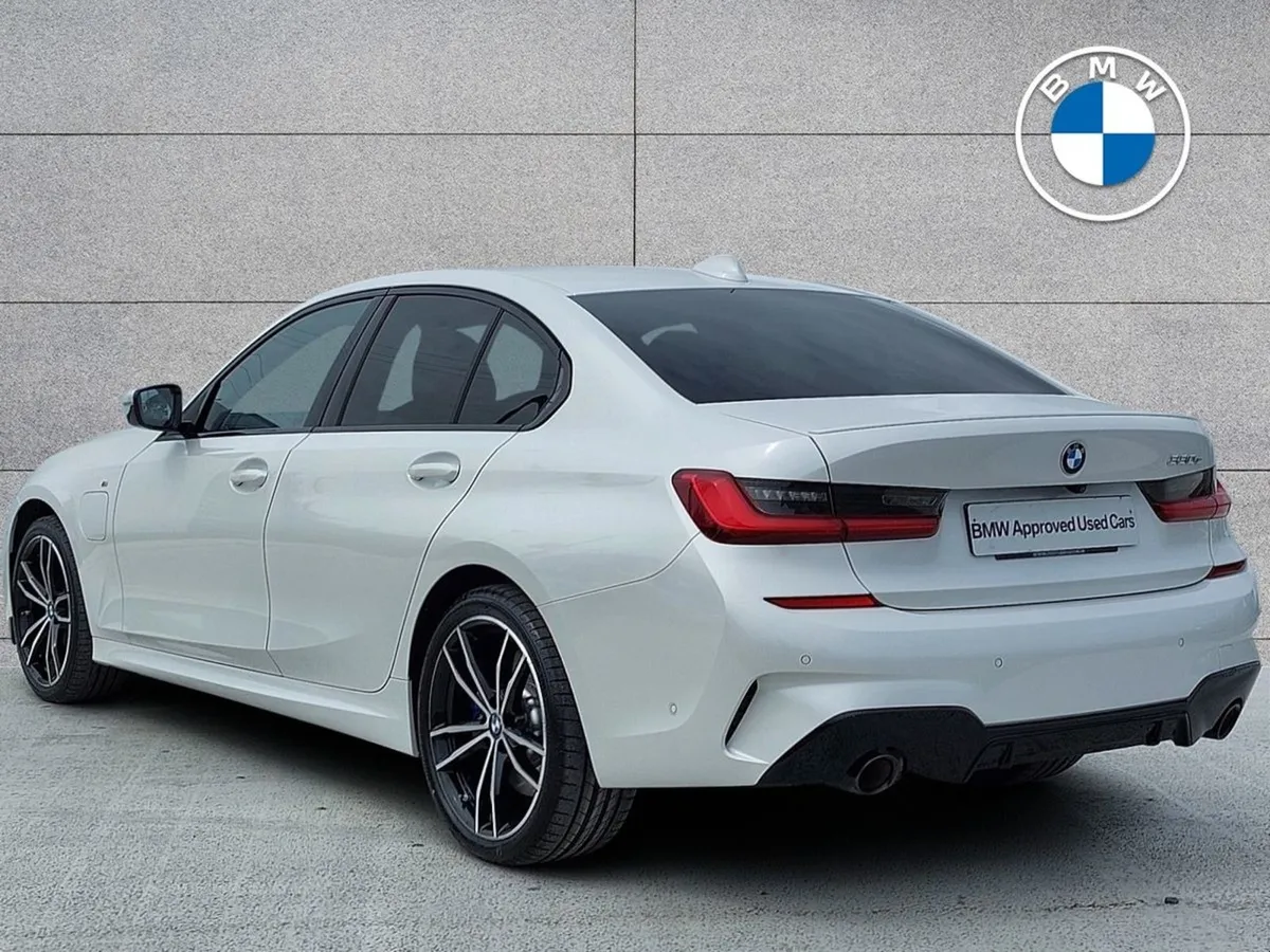 BMW 3 Series 330e M Sport Auto - Image 3