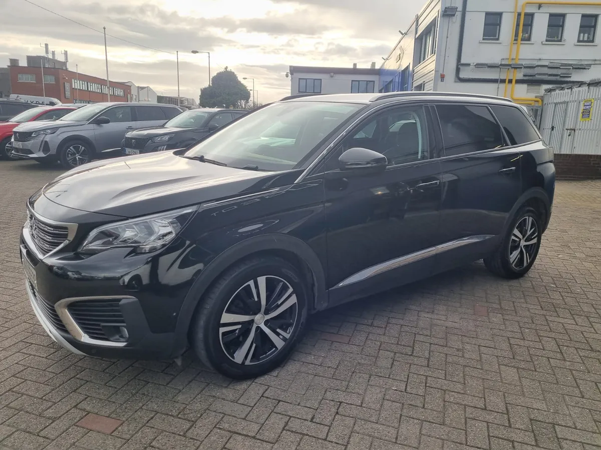 Peugeot 5008 Allure 1.5 diesel - Image 2