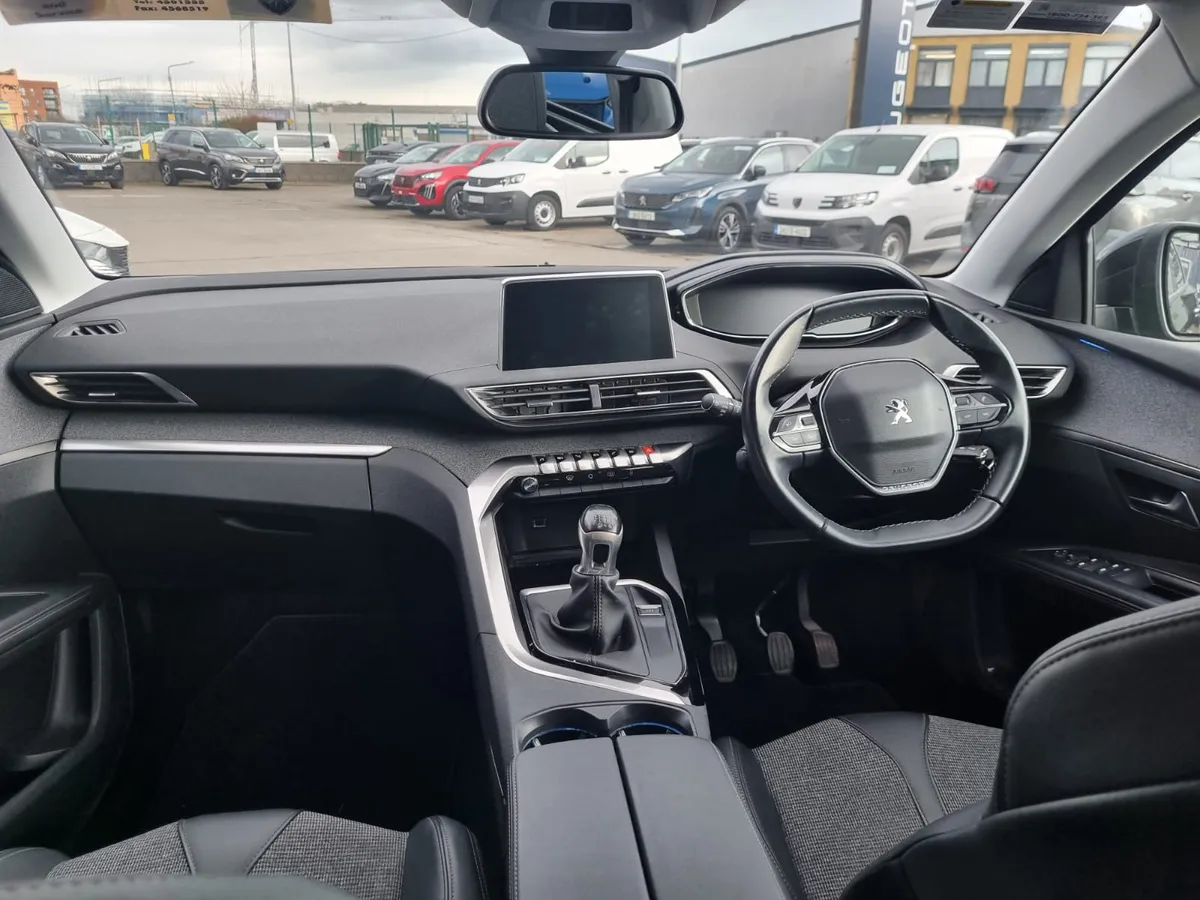 Peugeot 5008 Allure 1.5 diesel - Image 3