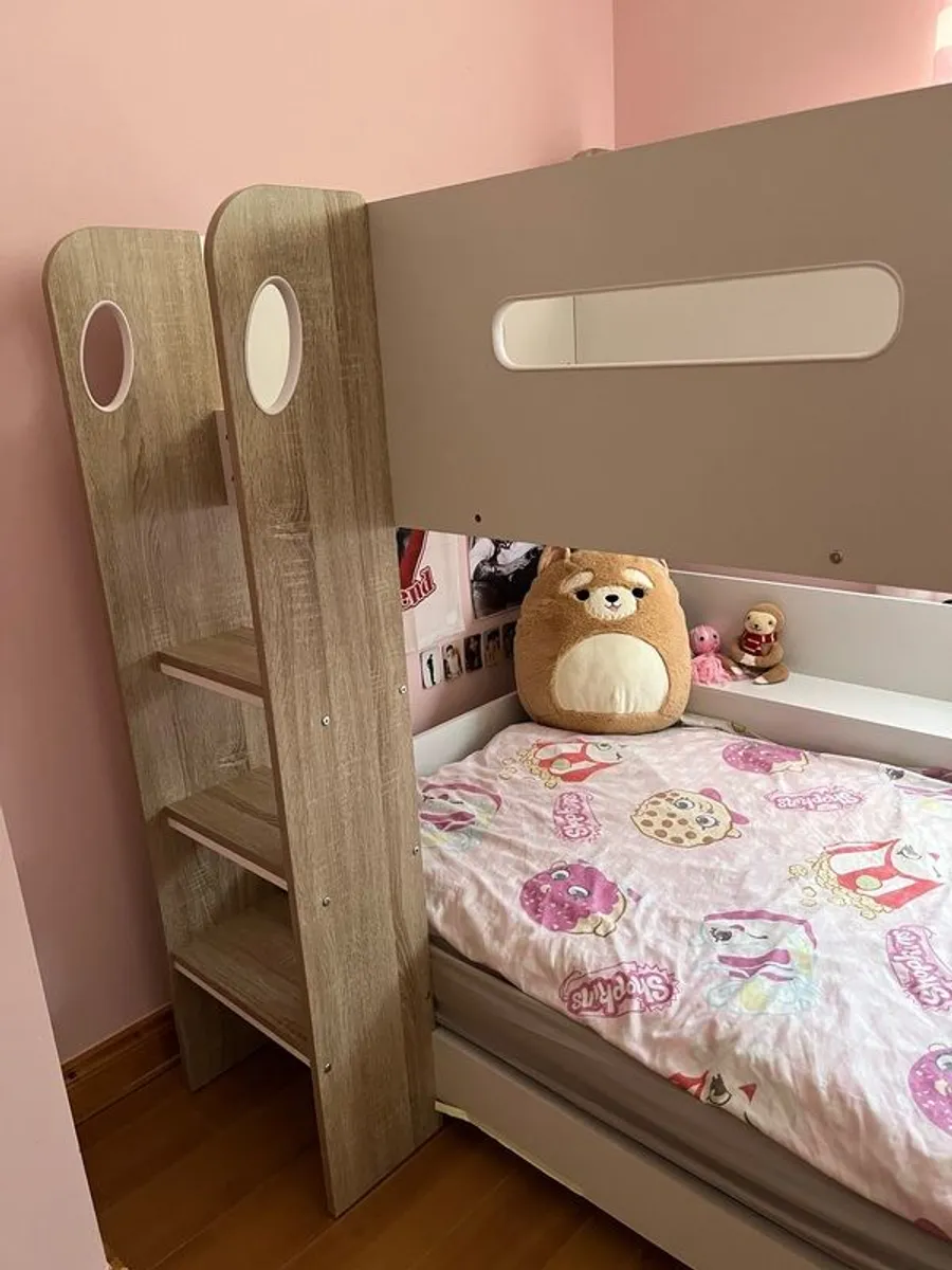For sale bunk bed like new - Image 2