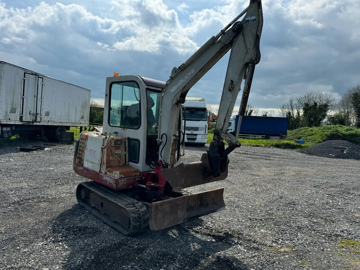 3ton mini digger - Image 1