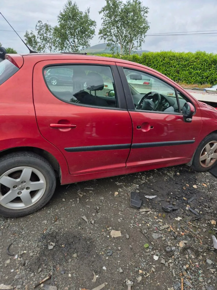 Peugeot 207 - Breaking only - Image 4