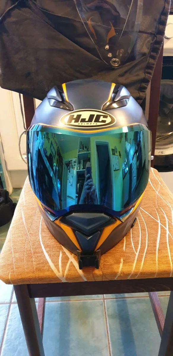 HJC F70 - Image 2