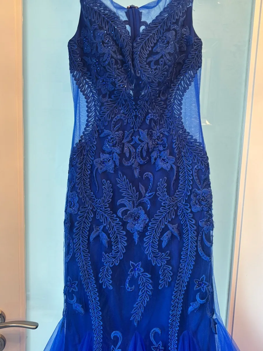 Debs dress - Image 4