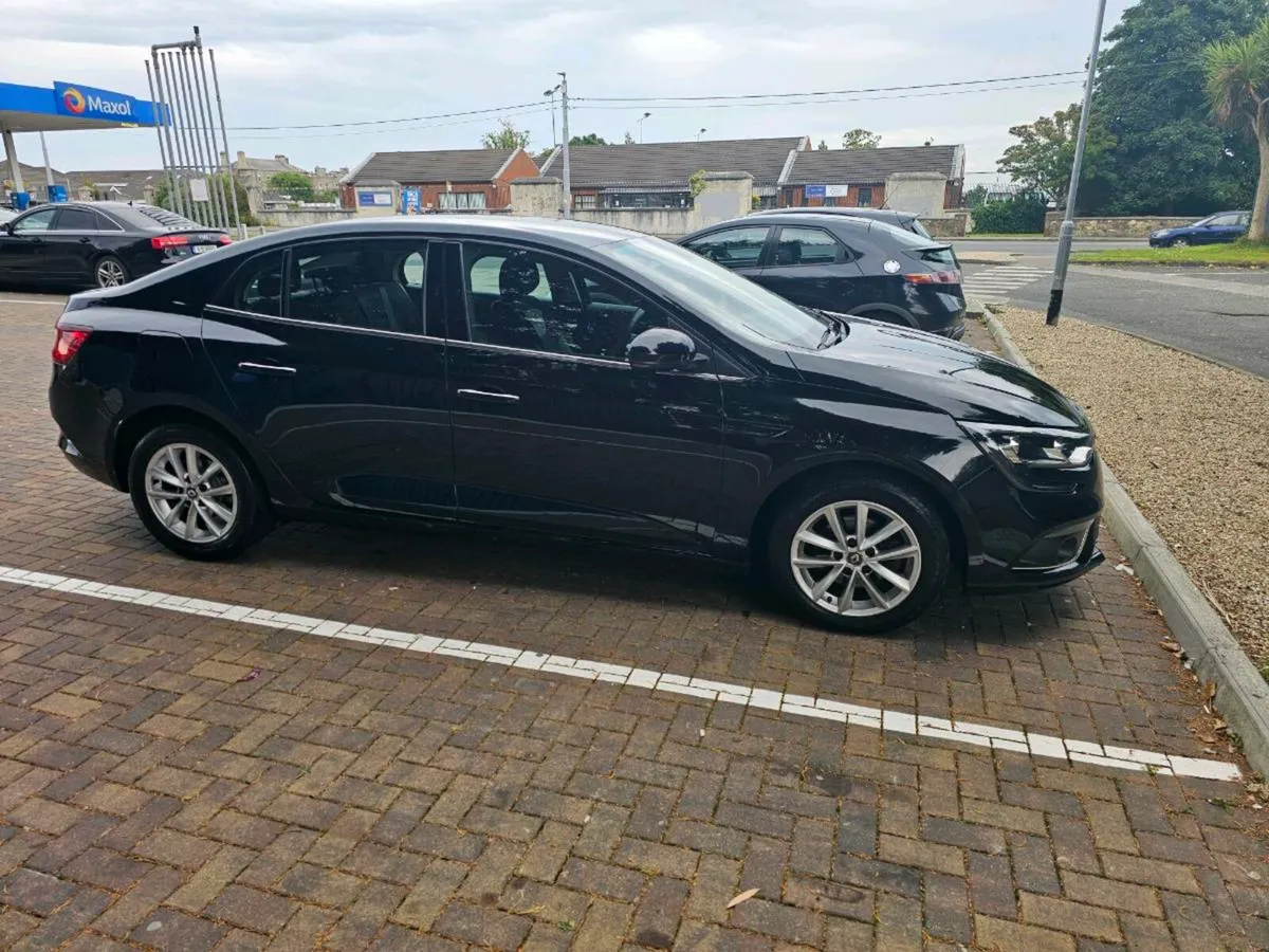 Renault Megane TCE 1.3 - Image 3