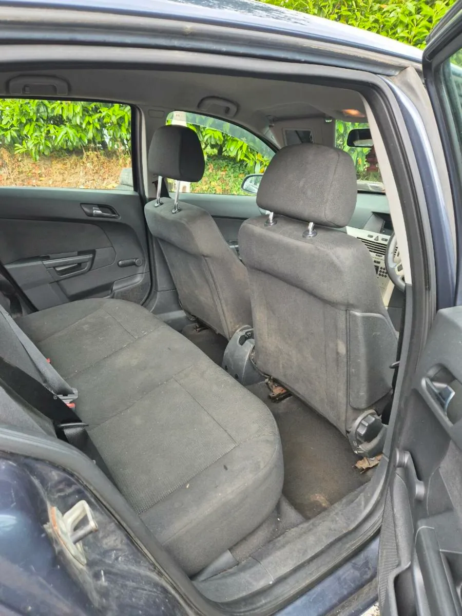 Opel Astra - Breaking only - Image 4