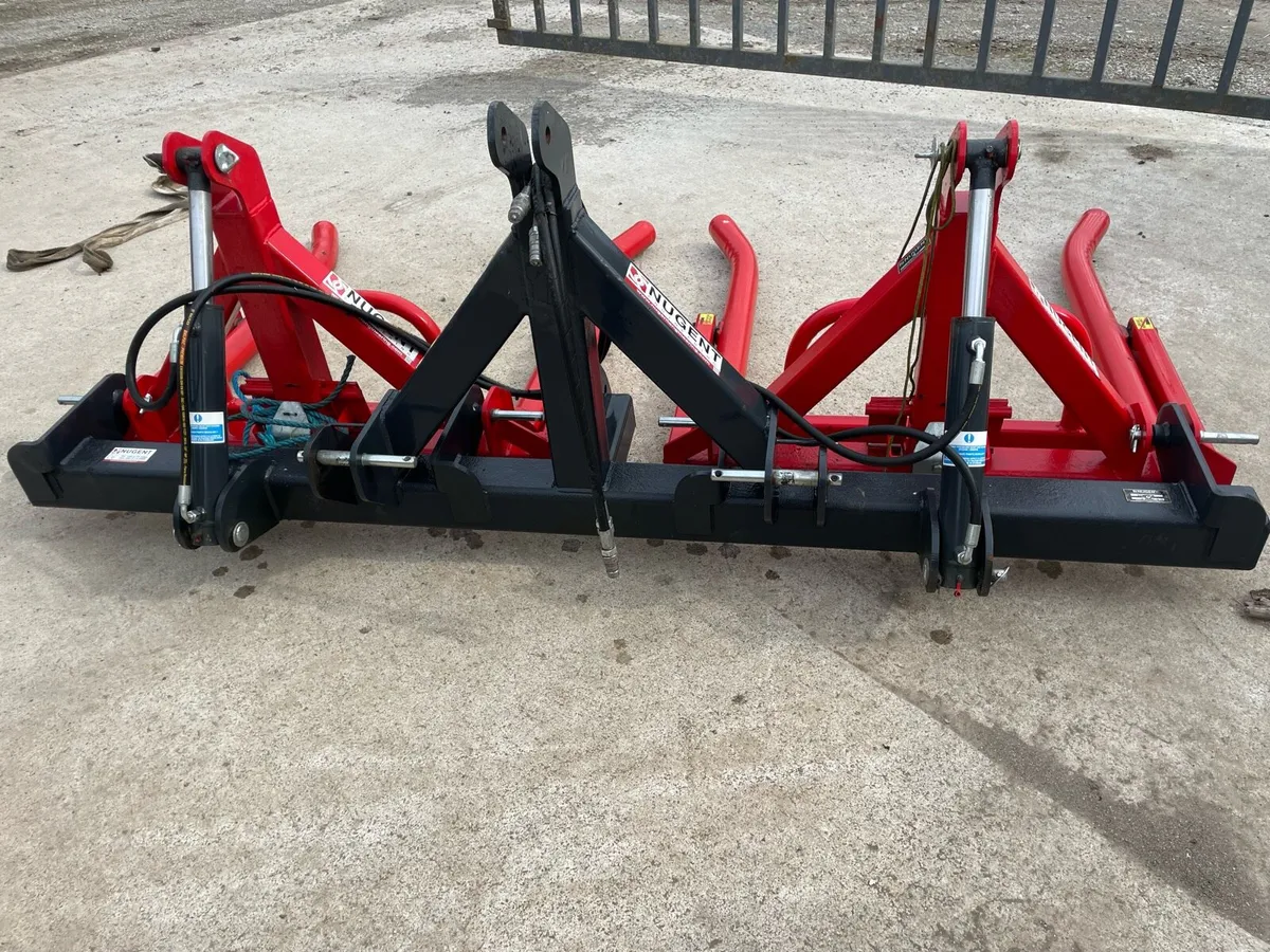 Nugent duo bale lifter - Image 1