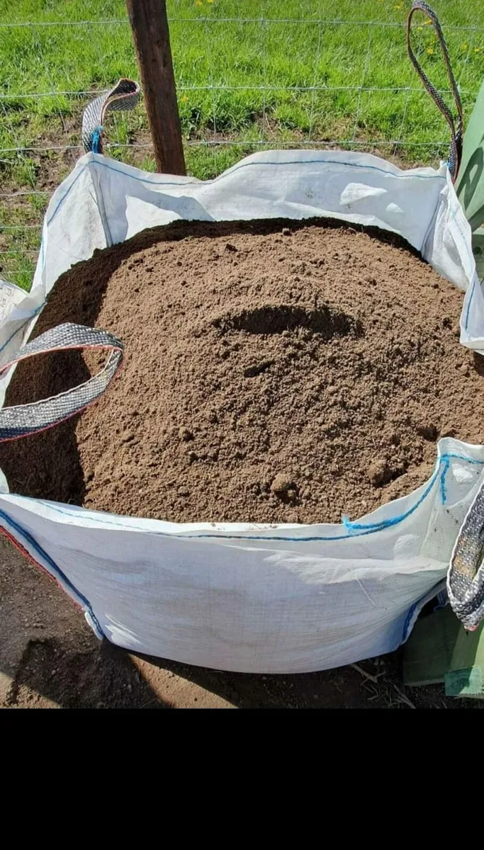 Screened topsoil - Image 4