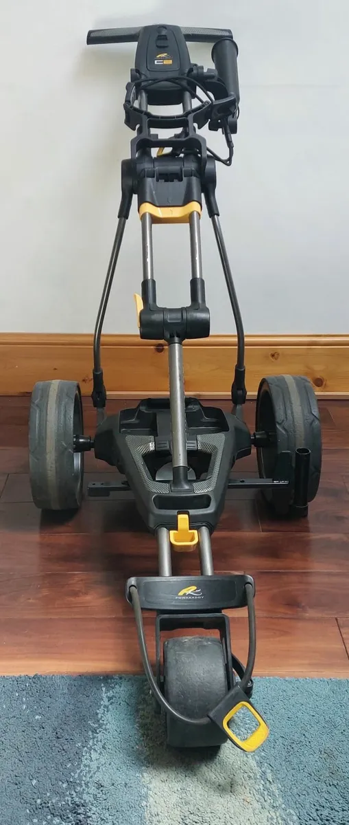 Electric golf caddy. - Image 2