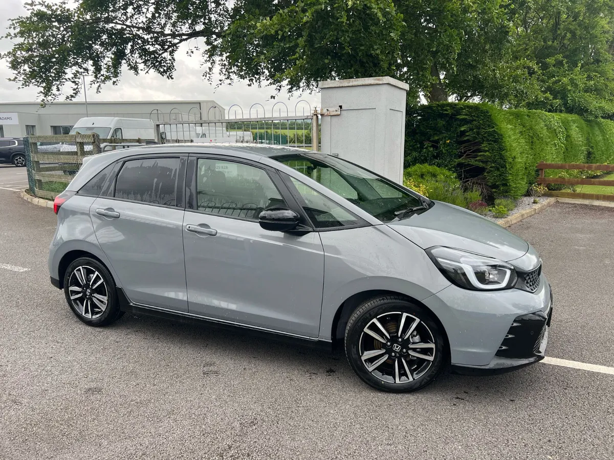 Honda Jazz Advance Sport 2025 - Image 3