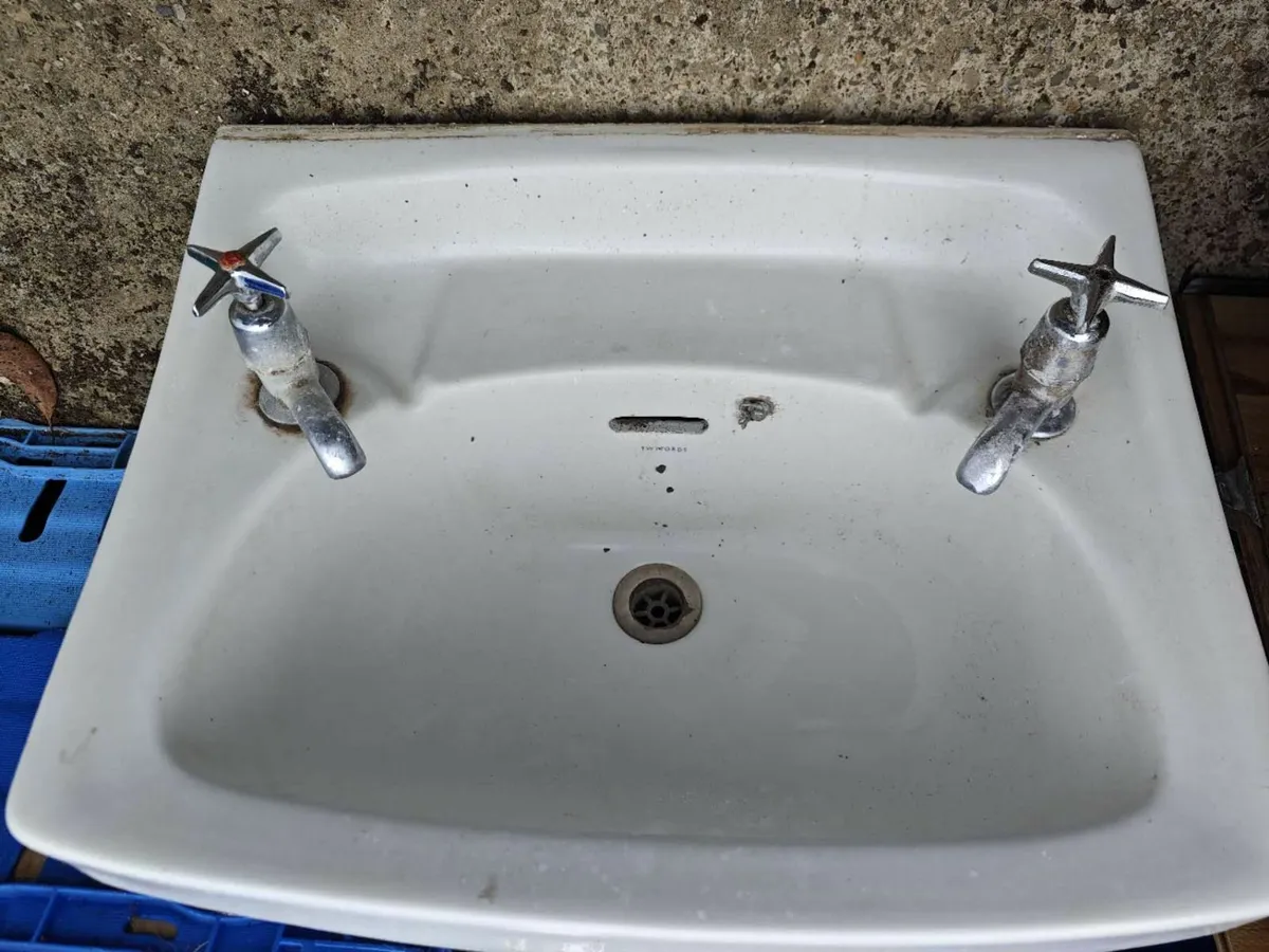 wash basin