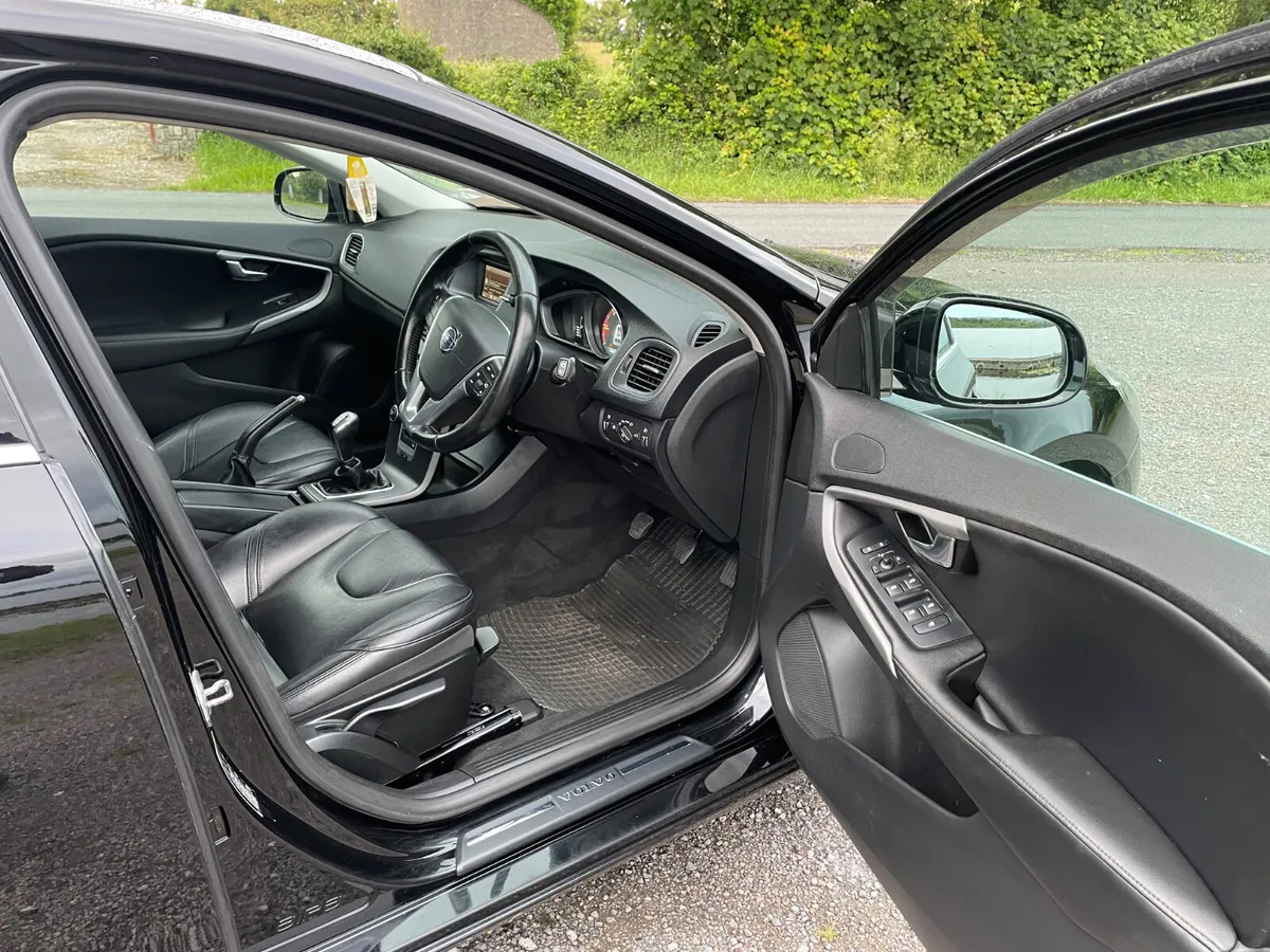 Volvo V40 2015 1.6 diesel nct 11/25 - Image 3
