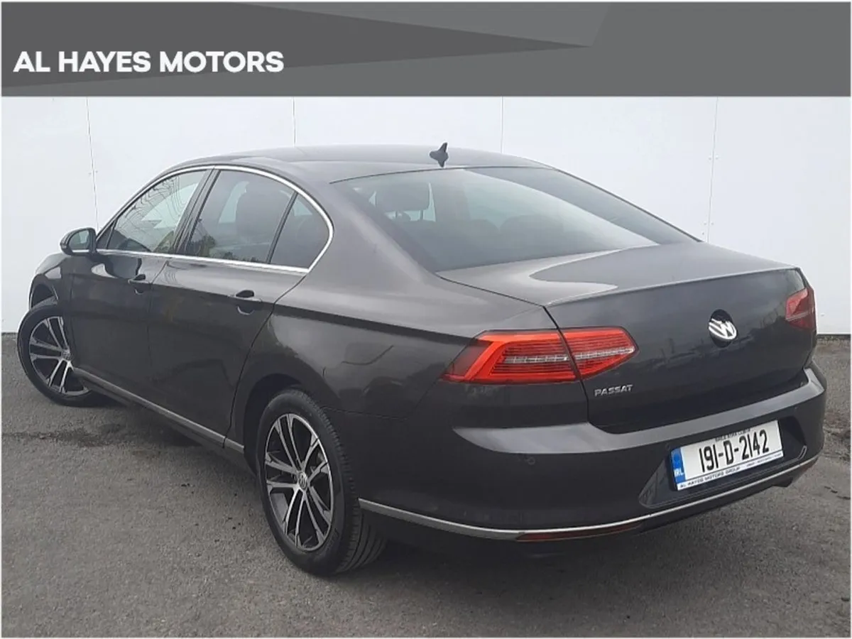 Volkswagen Passat  like New top Spec highline 2.0 - Image 3