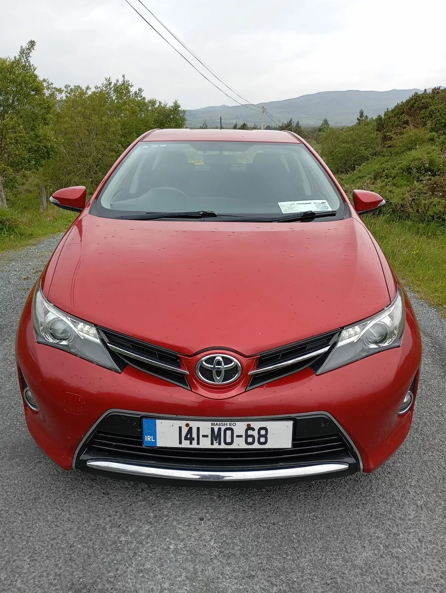 2014 Toyota Auris taxed tested - Image 4