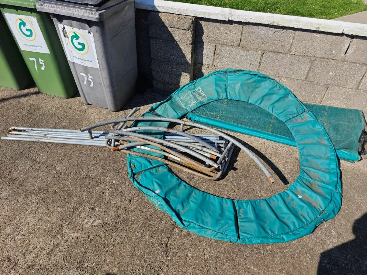 trampoline - Image 2