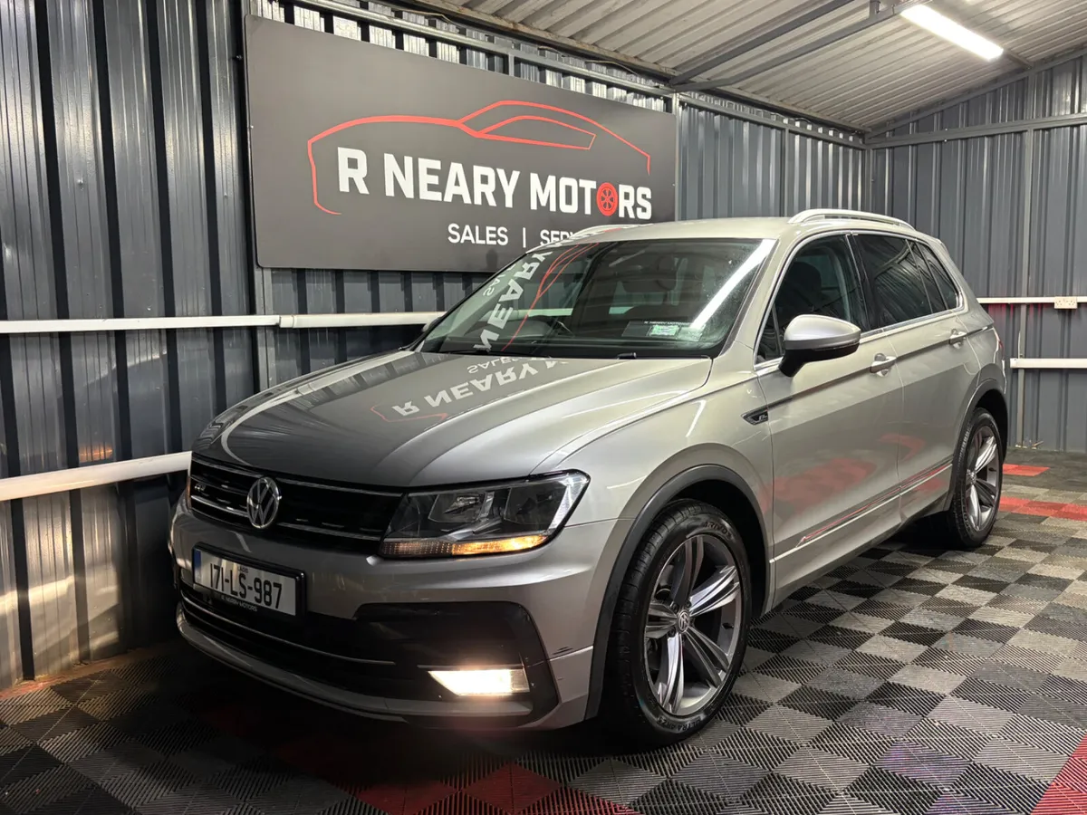 2017 Volkswagen Tiguan 2.0 Diesel R-Line Manual - Image 4