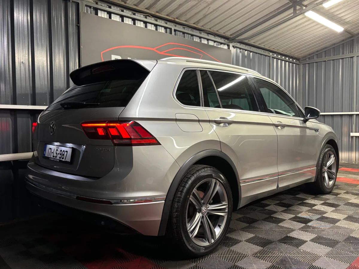2017 Volkswagen Tiguan 2.0 Diesel R-Line Manual - Image 3