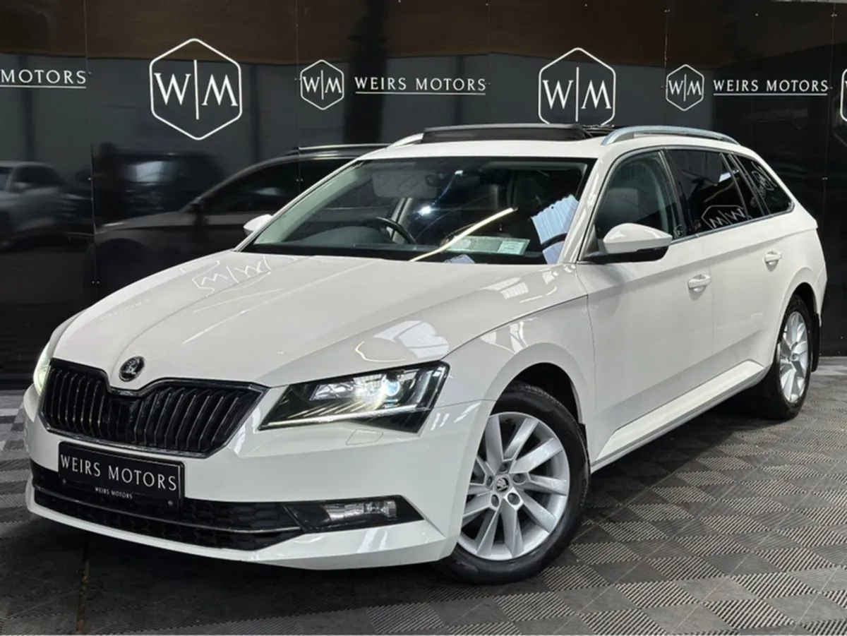 Skoda Superb 2.0 TDI 150HP DSG 4DR Auto / Panorami - Image 2