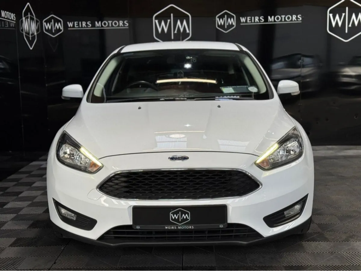 Ford Focus Ford Focus 5DR 1.5 TD 6speed / Low Mile - Image 4
