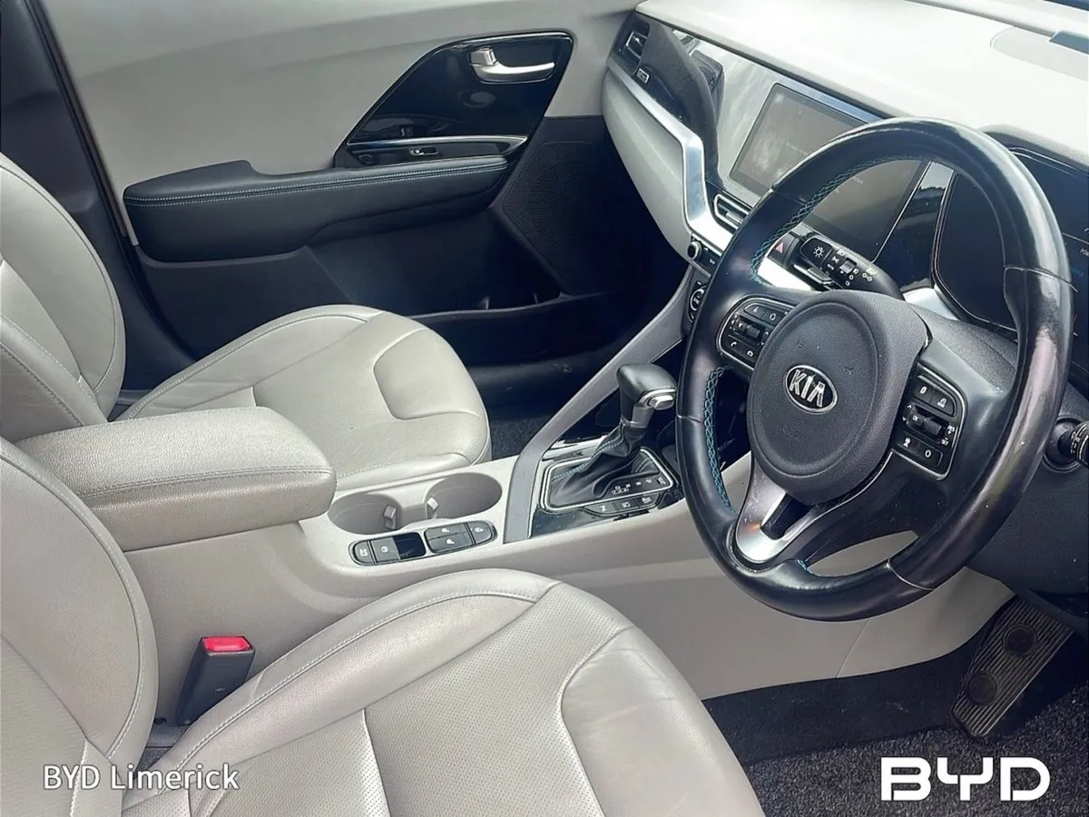 Kia Niro 1.6 GDI Plug-in Hybrid PE Auto - Image 4