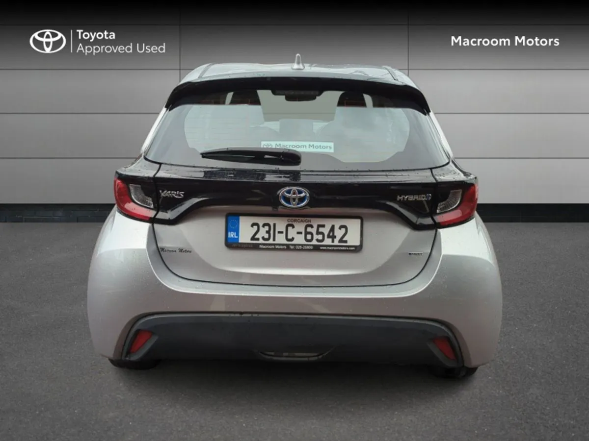 Toyota Yaris 1.5 Litre Hybrid - Image 4