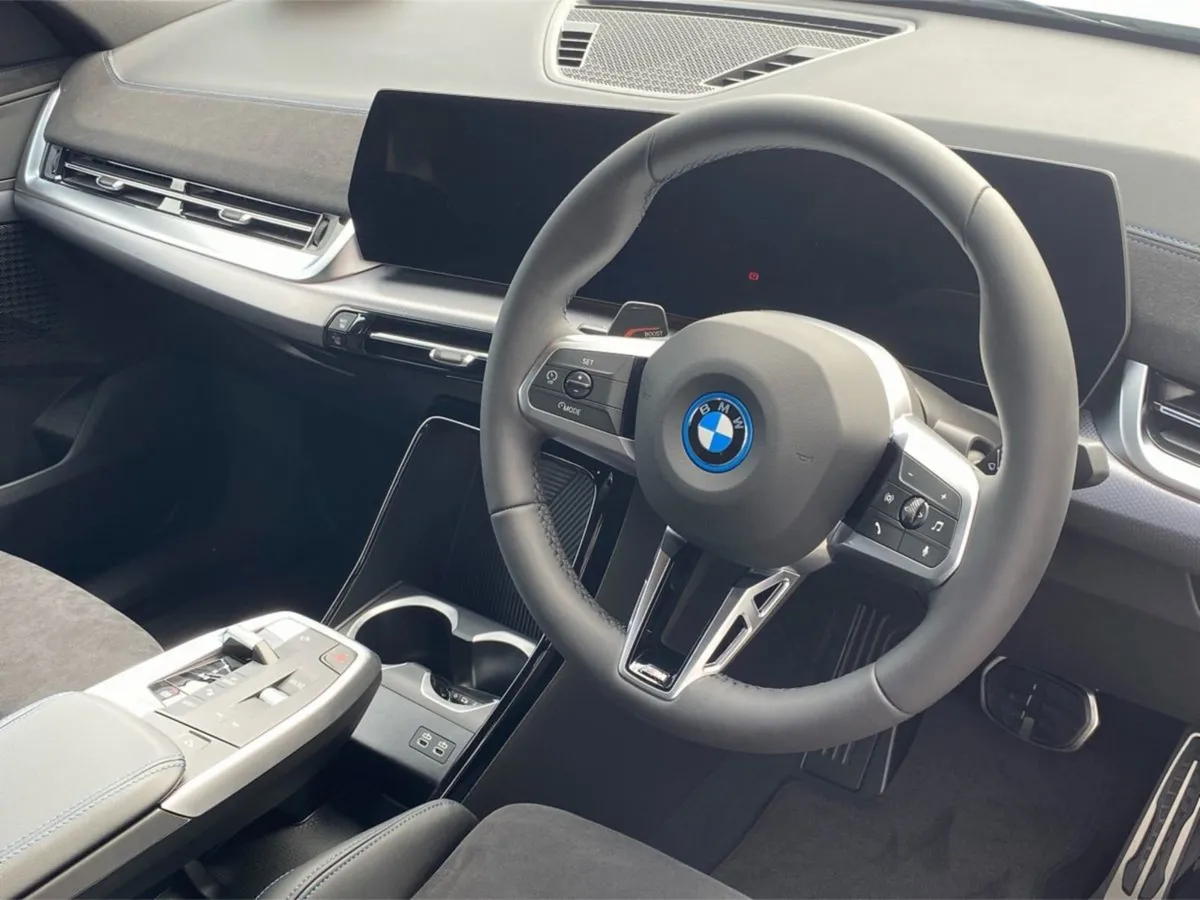 BMW iX2 Edrive20 M Sport - Image 3