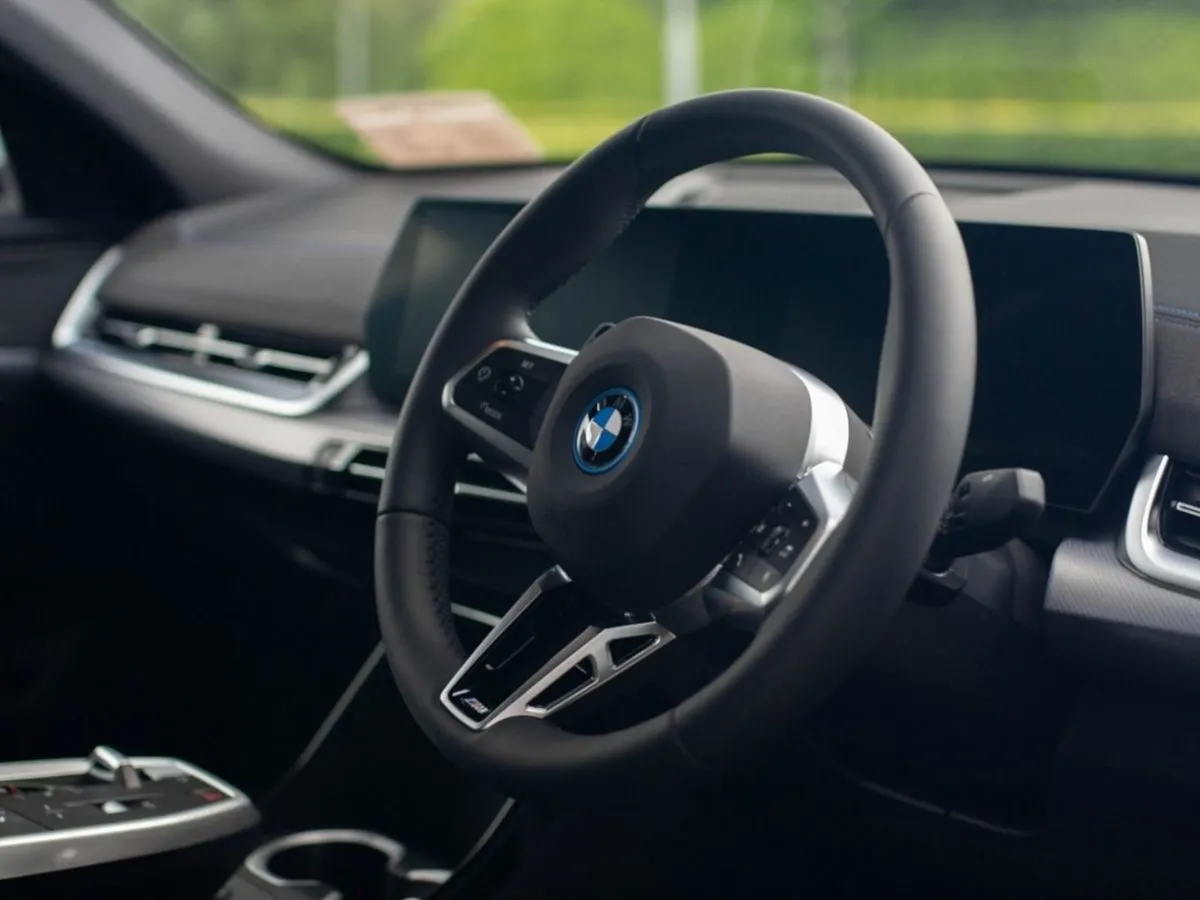 BMW iX2 Edrive20 M Sport - Image 4
