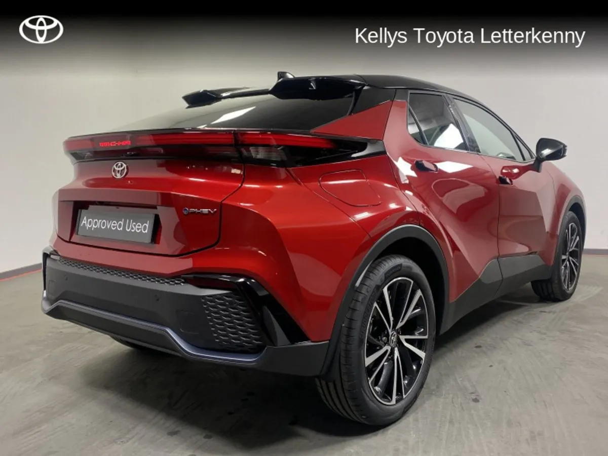 Toyota C-HR C-hr Phev SOL - Image 2