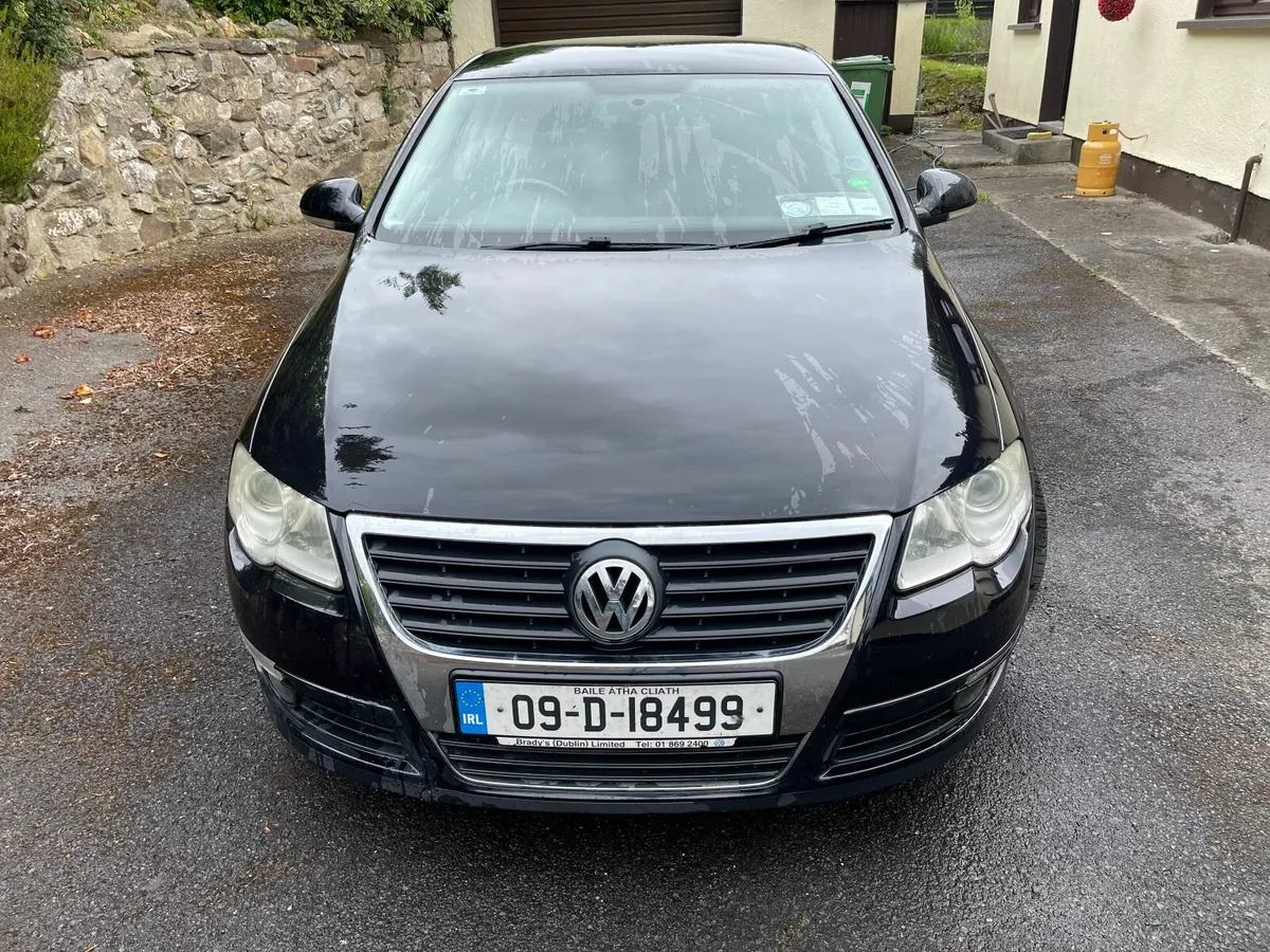 Volkswagen Passat 2009 Automatic - Image 3