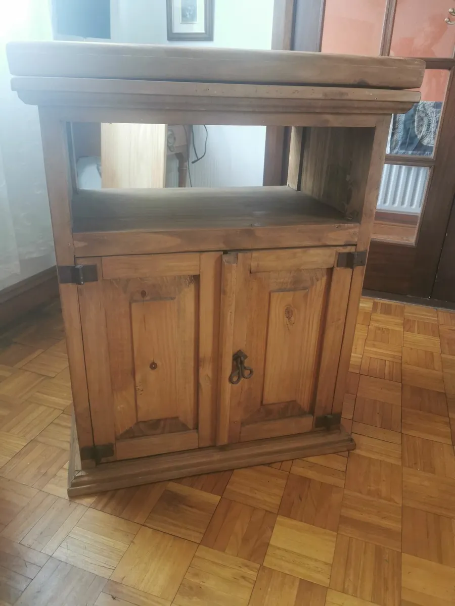 Pine TV unit - Image 3