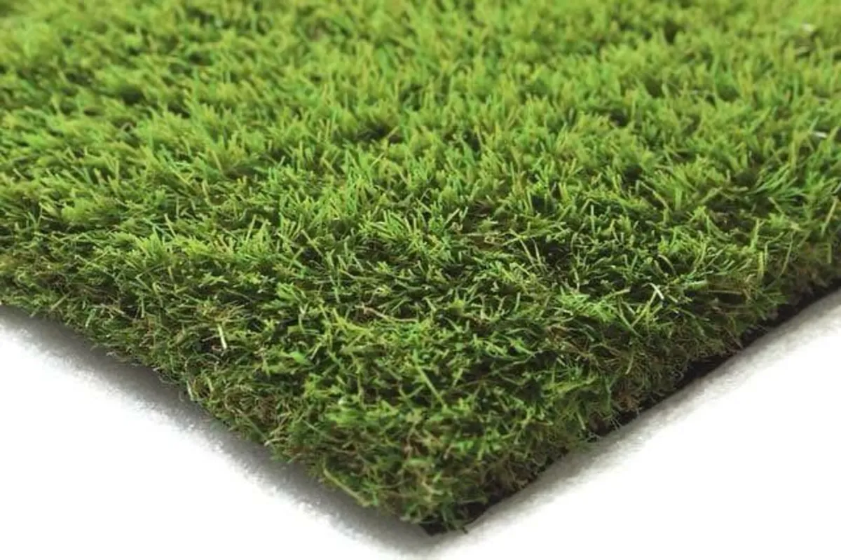 New 40MM THICK ARTIFICAL GRASS - Image 2
