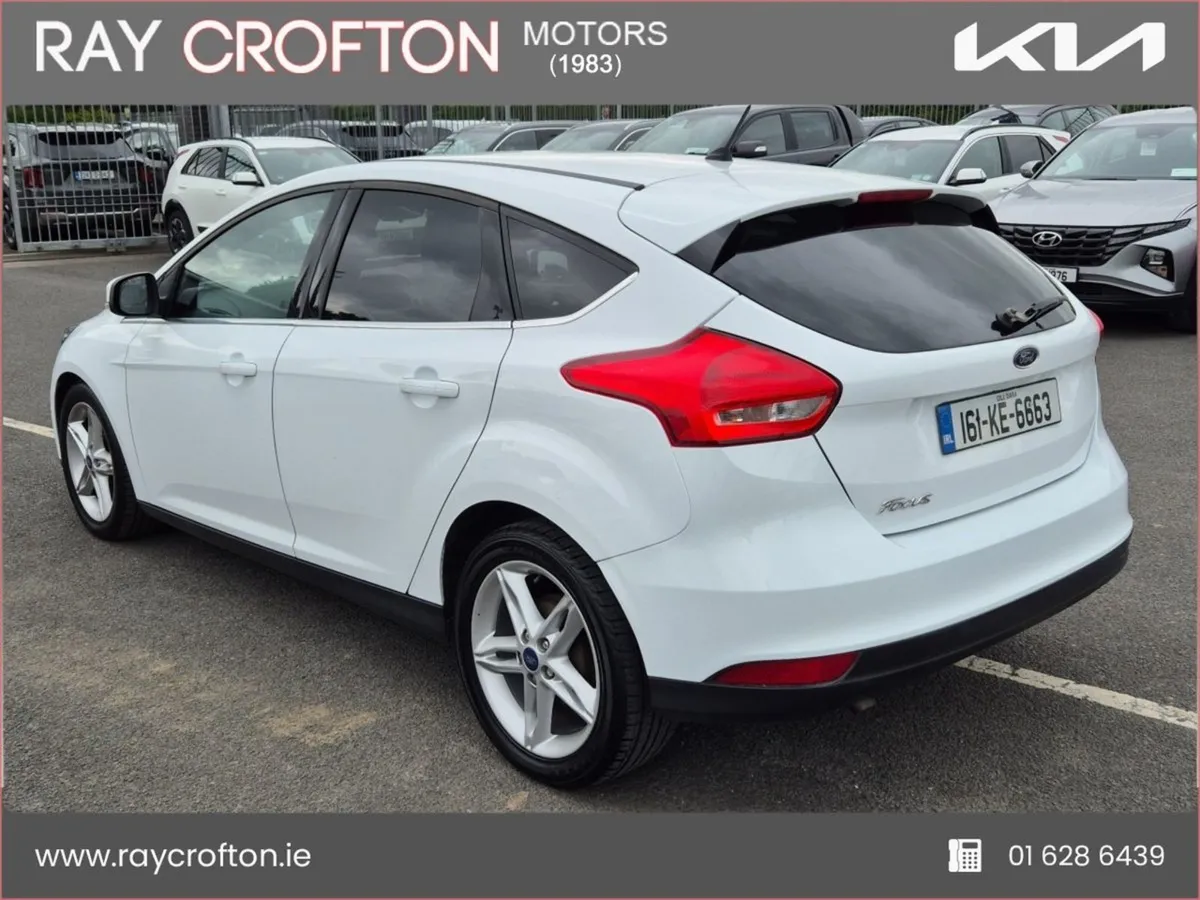 Ford Focus 1.5 Tdci 120PS Zetec - Image 3