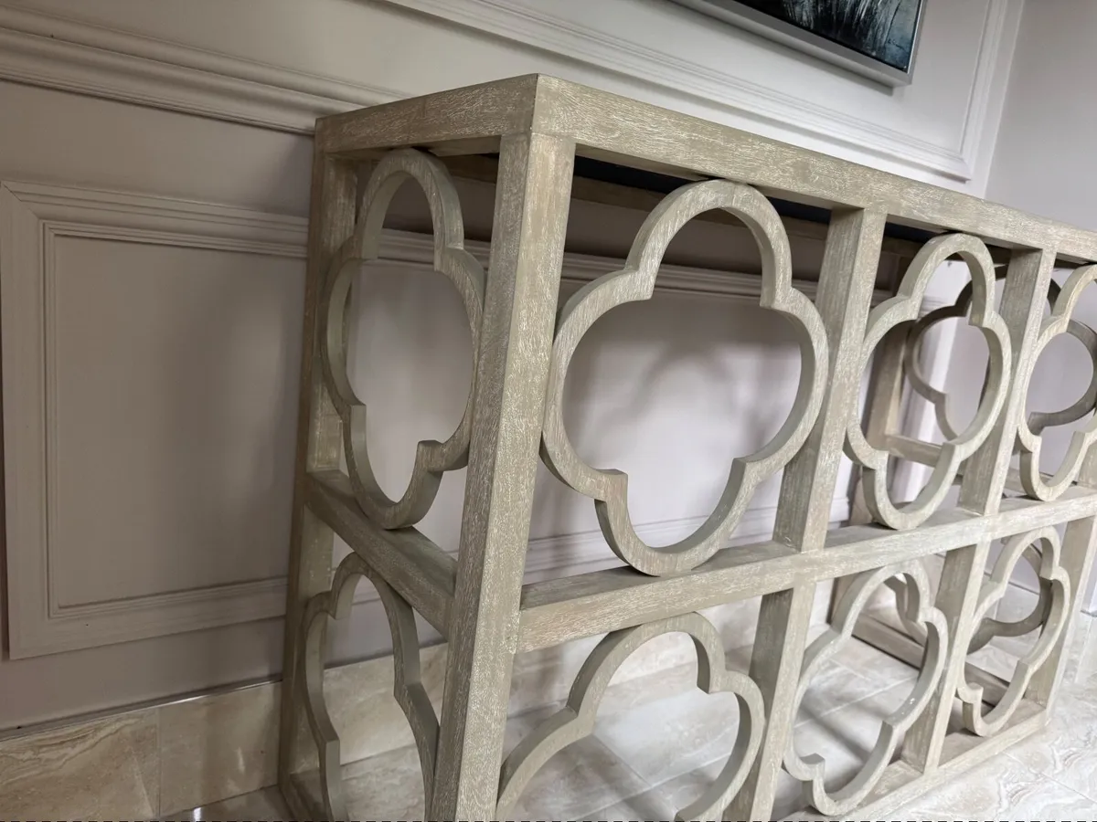 Sideboard table - Image 4